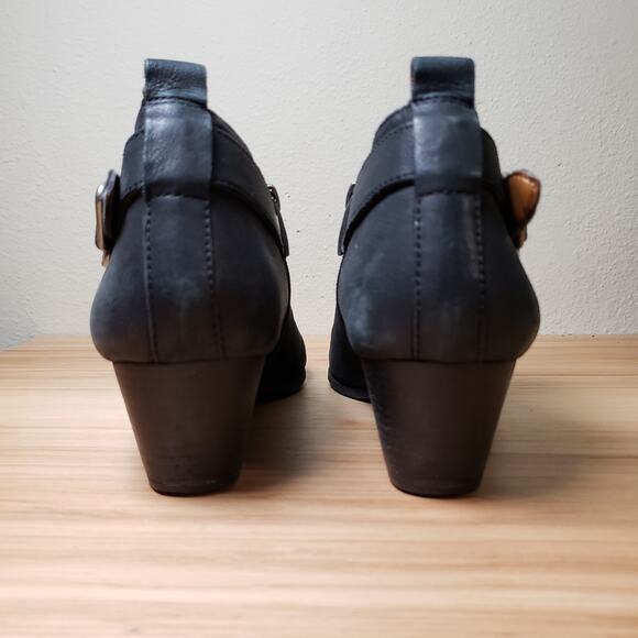 Franco Sarto Women's 10 Garfield Black Suede Western Booties Buckle Ankle Witchy - Picture 2 of 8